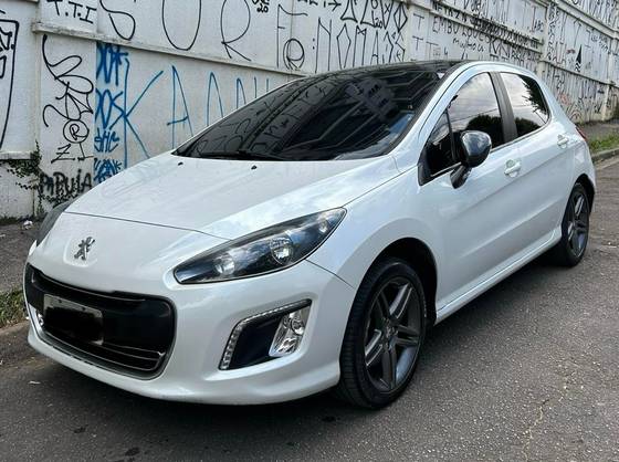 PEUGEOT 308 1.6 GRIFFE THP 16V GASOLINA 4P AUTOMÁTICO